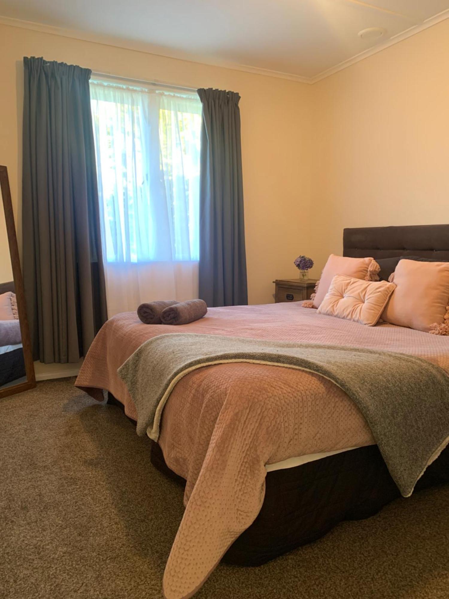 The Homestead - Cosy 3 Bedroom House Rotorua Ngoại thất bức ảnh